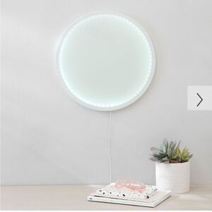 NIB Pottery Barn Teen Light Up Round Panel